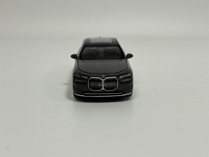 Mini GT BMW i7 xDrive60 Dravit Grey RHD 1:64 Mini GT MGT00818R