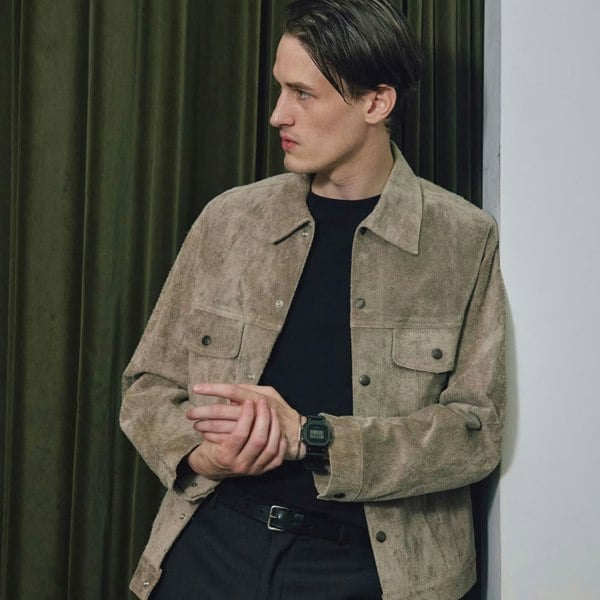 Casio G-Shock Mens Black Digital Watch GM-5600UB-1ER