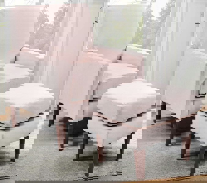 Comfy Living Bella Plush Velvet Chair with Footstool - A Luxurious and Comfortable Addition to Your Living Space