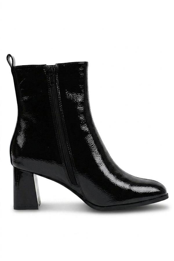 Genevieve Black Patent Pointed Toe Boots - Black_wb