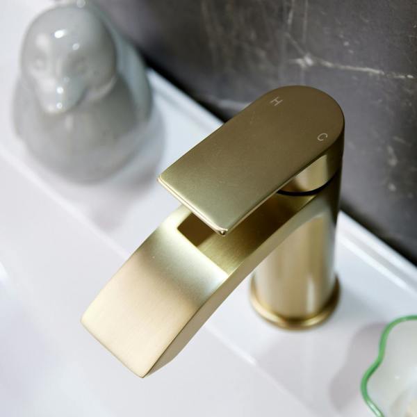 Flode Falun | Mono Basin Mixer Tap | Brushed Brass