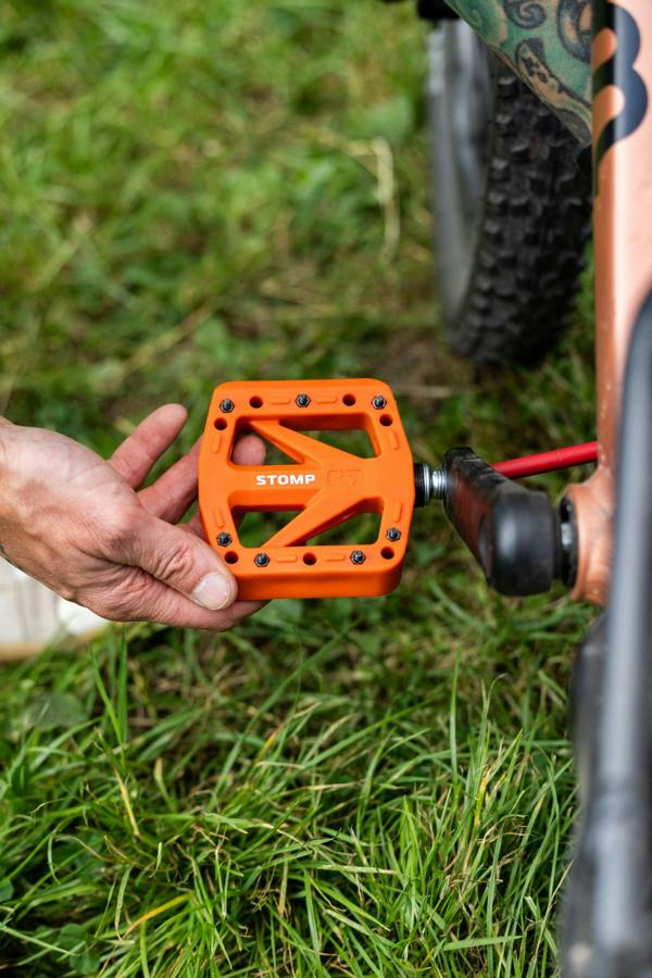 Oxford Stomp Junior Nylon Flat Pedals Orange