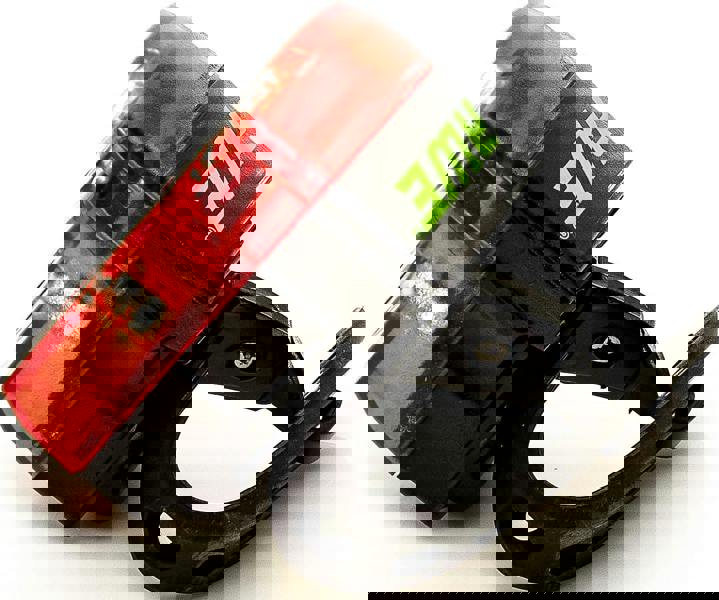 Awe Flash 40 Lumens 2 x 0.5W Red LEDs USB Rechargeable Bike Rear Light