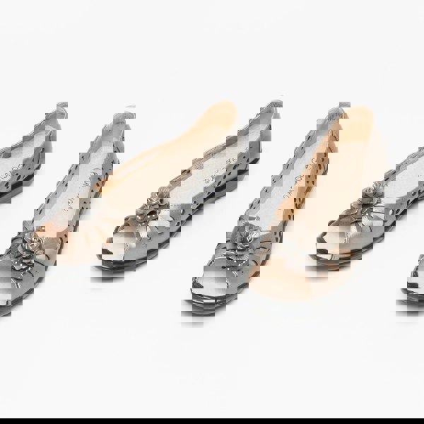 1580744354-15308800.jpg