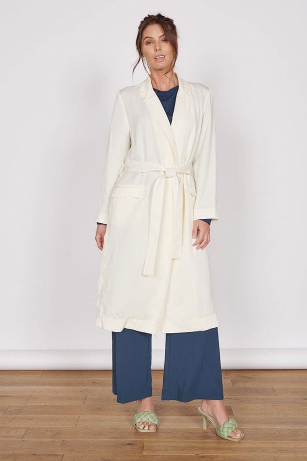 Jeetly.comDali Cream Longline Lightweight CoatCoat