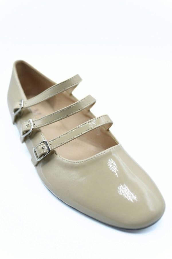Gwen Strappy Buckle Detail Flat Shoes - Beige