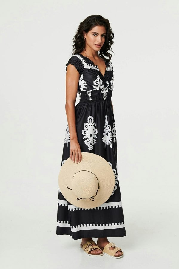 Black | Ikat Print Ruched Cap Sleeve Maxi Dress
