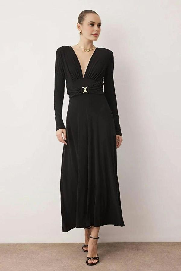 WOVCOR Padded V-Neck Knit Dress with Accessory Details