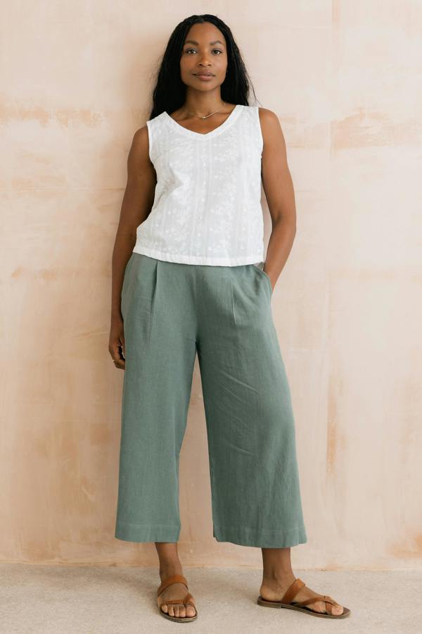 Lily & Me Embroidered Cotton Alicia Vest White