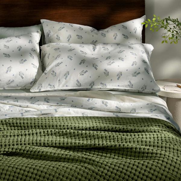 Soak&Sleep Olive Green Waffle Cotton Bedspread