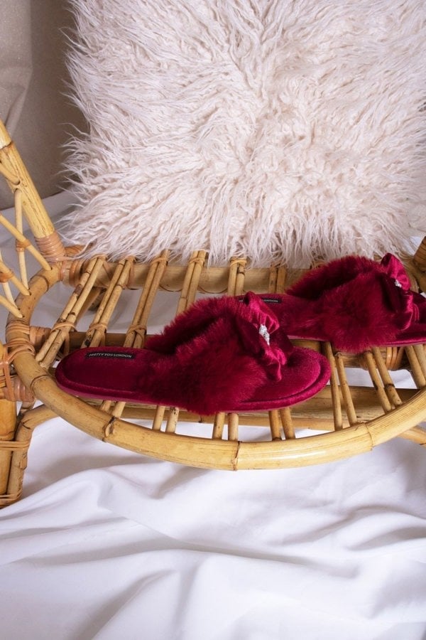Amelie in RedSlippers