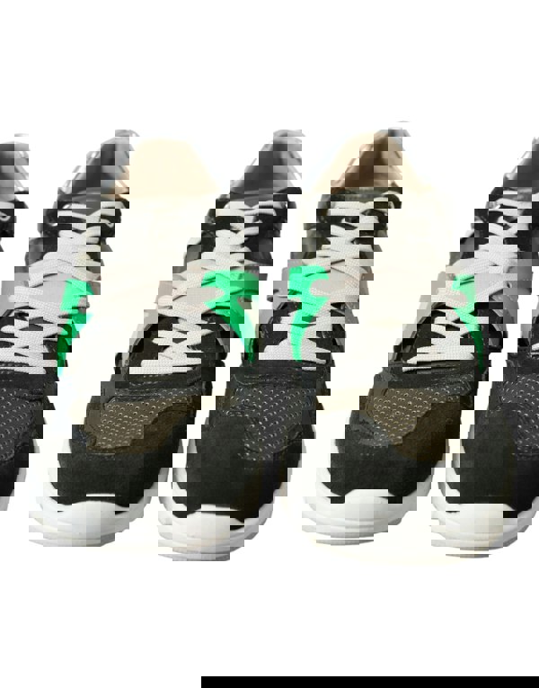 158431313.jpg