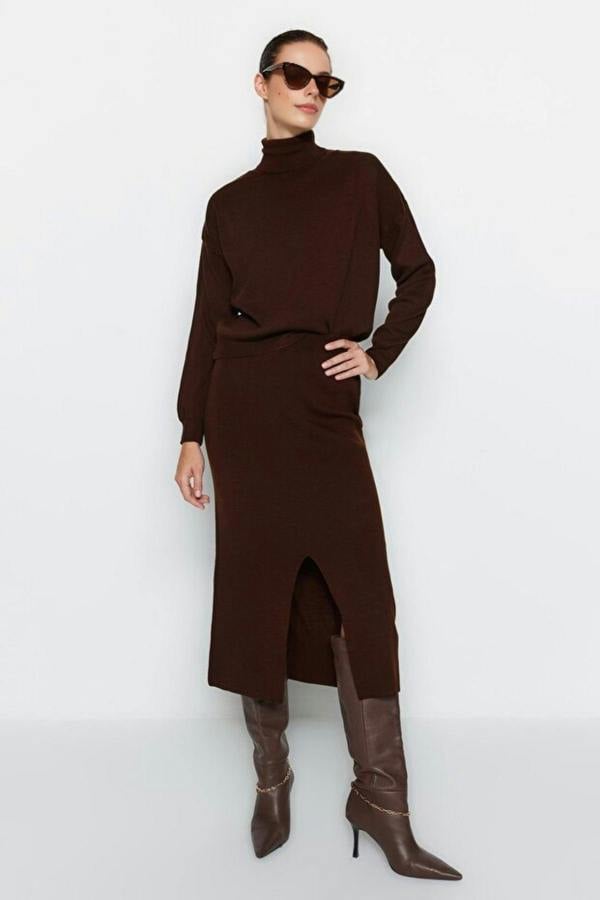 WOVCOR 2-Piece Knit Turtleneck Sweater & Skirt Set