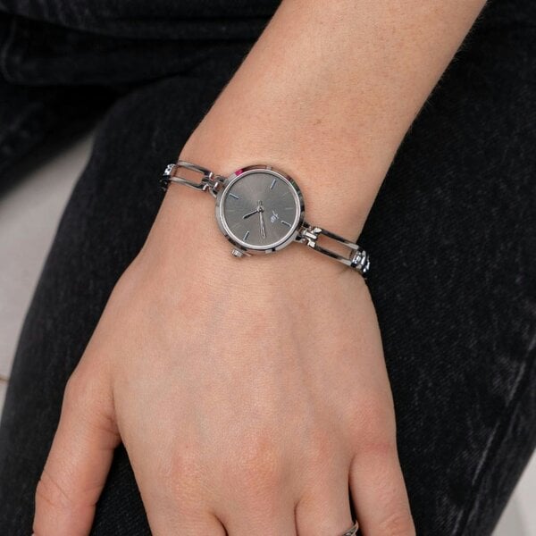The Colourful Aura Silver Steel Metal White Dial Elegant Party Adjustable Bracelet Watch