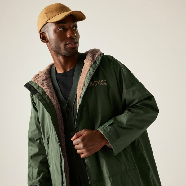 Regatta Unisex Adult Waterproof Fleece Lined Changing Robe - Dark Khaki