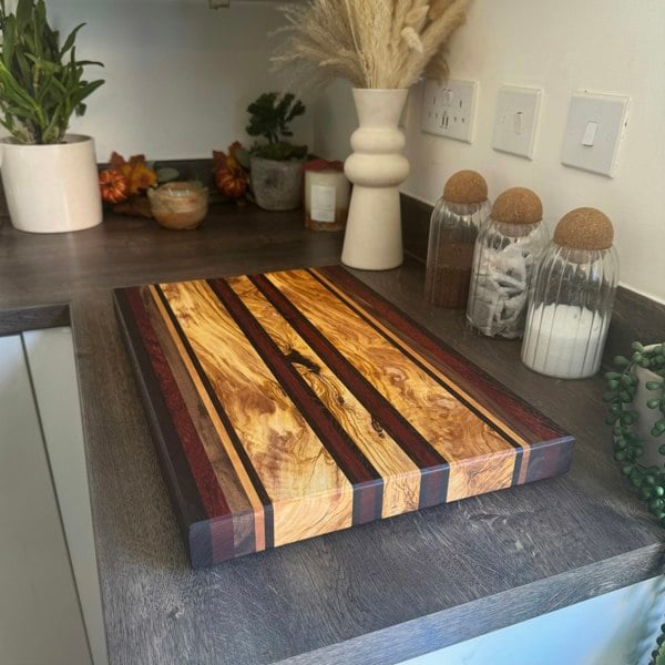 Giraffes & Craftz The Golden Eagle - Exotic Wooden Chopping Board