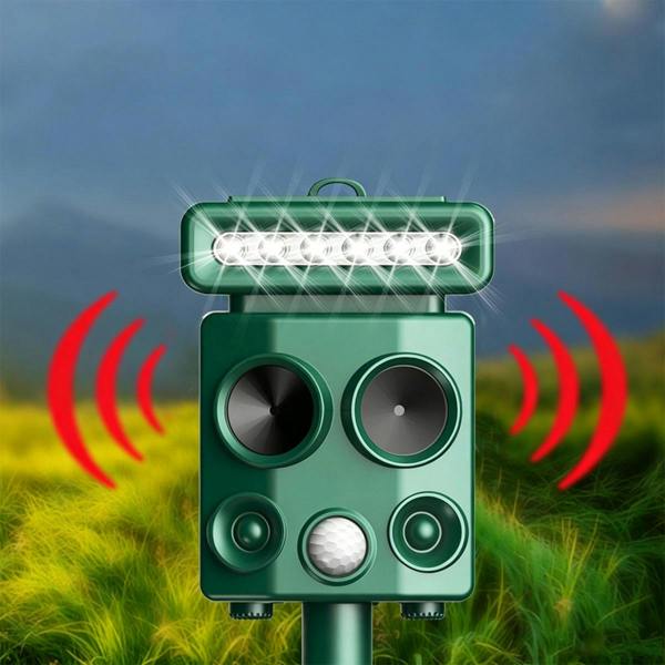 Leaper Outdoor Solar-Powered Ultrasonic Animal Repeller