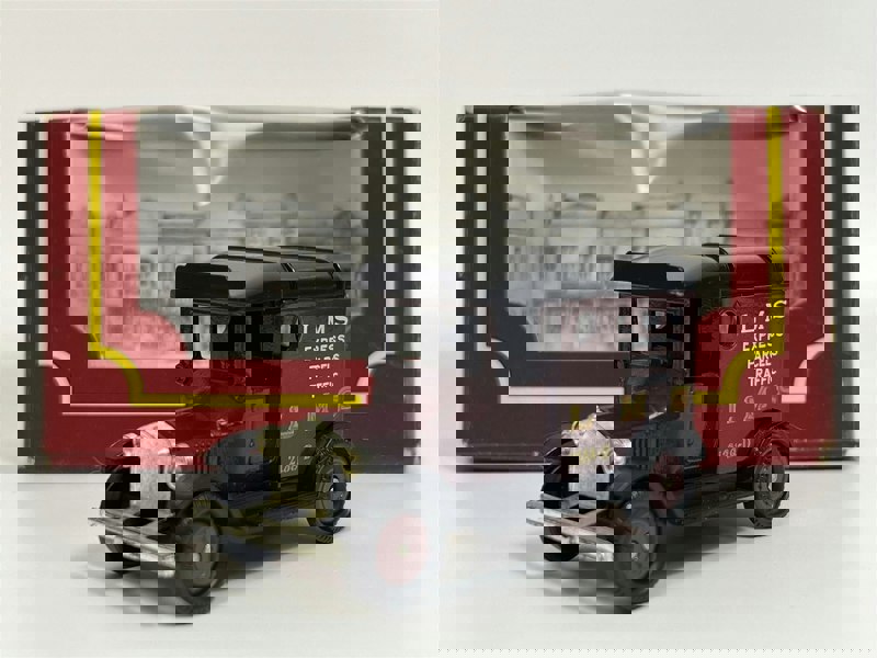 Corgi Ford Model T Van LMS Express Parcels The Village Collection Cameo From Corgi CAM6D S4