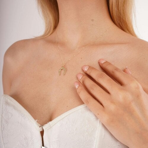 Spero London 9ct Solid Gold Horseshoe Equestrian Necklace