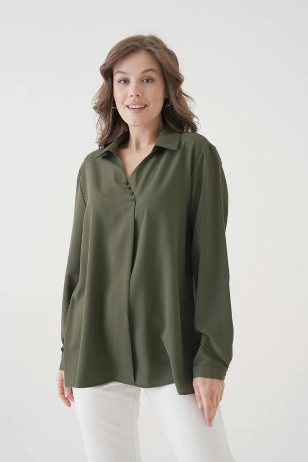 Hoxton Gal Relaxed Fit Long Sleeves Blouse in Khaki