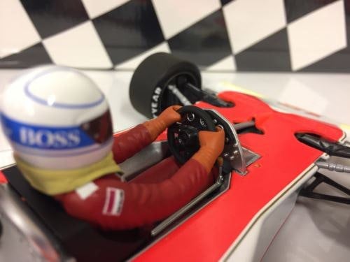 minichamps 530761832 mclaren ford m23 j.mass s african gp 1976 1:18 scale