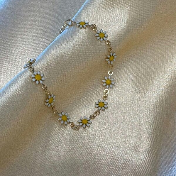 The Colourful Aura Multicolour Turquoise Sun Flower Summer Indie Boho Daisy Charms Bracelet