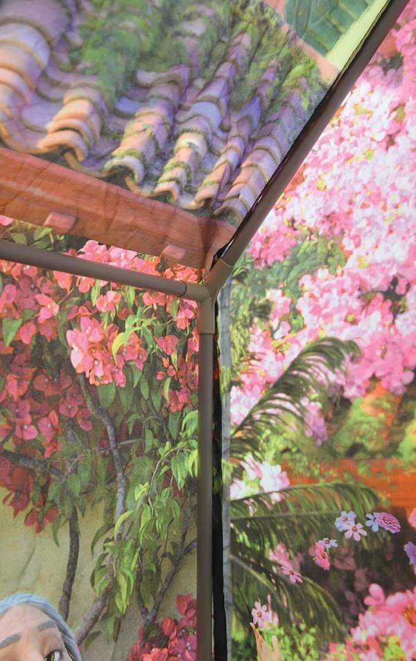 Encanto Deluxe Playhouse Tent - Multicoloured