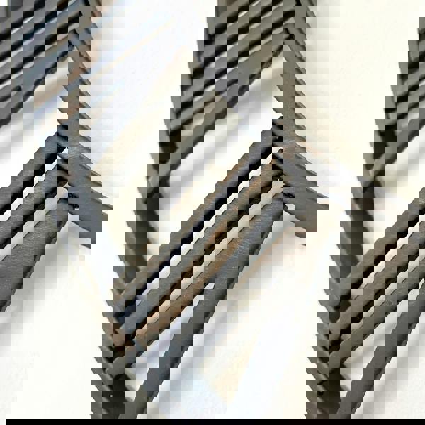 WALPLUS WC2147 - Vintage Rustic Roman Iron Wall Clock - 43 cm / 17 in