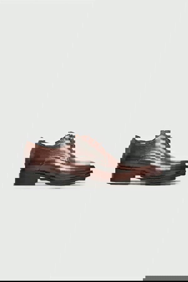 House of Cavani Taylor Brown Shoe