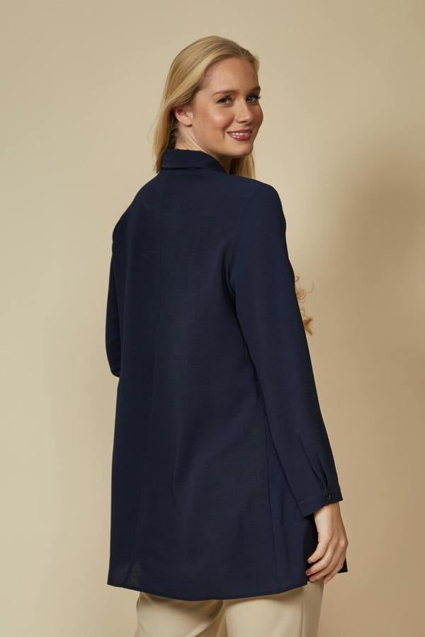 Hoxton Gal Oversized Long Sleeve Relaxed Pleated Fit Shirt with Tie Detail in Black