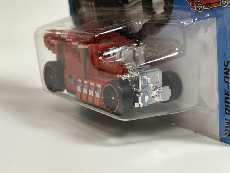 Hot Wheels Pixel Shaker HW Ride Ons 1:64 Scale - GHB76D521 B6