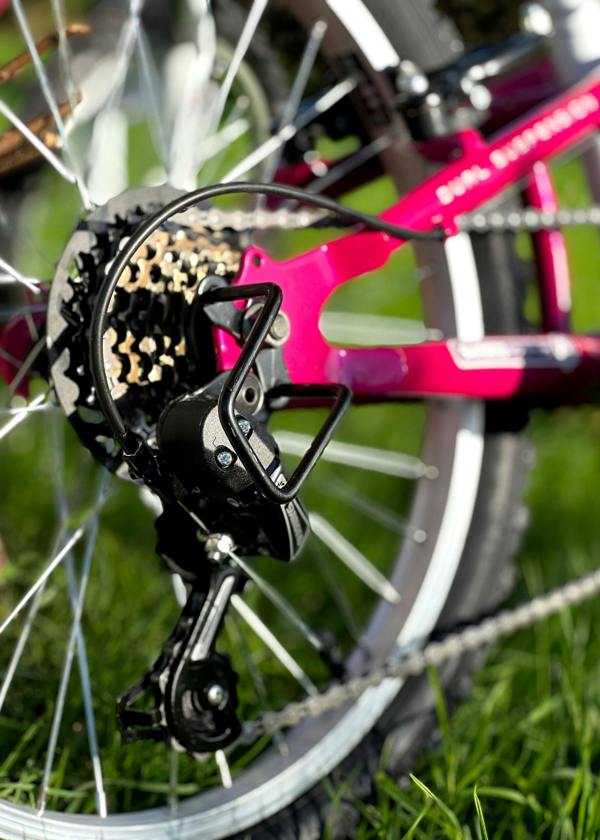 Basis Bikes Basis Princess 20" Girls Full Suspension Mountain Bike - White/Pink