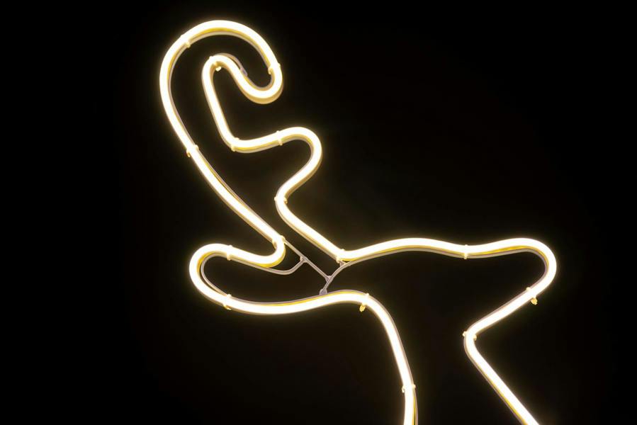 74 x 40cm to 89 x 50cm Reindeer Neon Effect Rope Light Silhouettes with 90 Warm White LEDs image 7