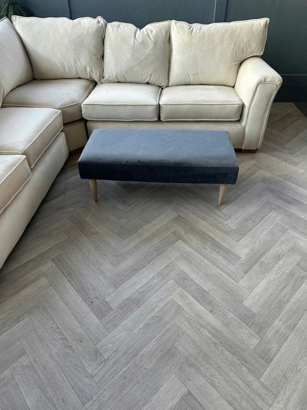 ISTOOLS Premium Stitched Lid Ottoman Bench – Multi-Functional Coffee Table & Seating