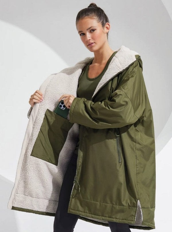 TriDri Adult TriDri Insulated ¾ Length All-Weather Robe Dry Robe {TR800}