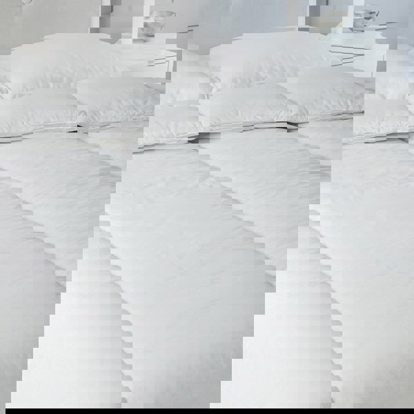 Snug City Soft Like Down Duvet With Non Allergenic Hollowfibre Filling
