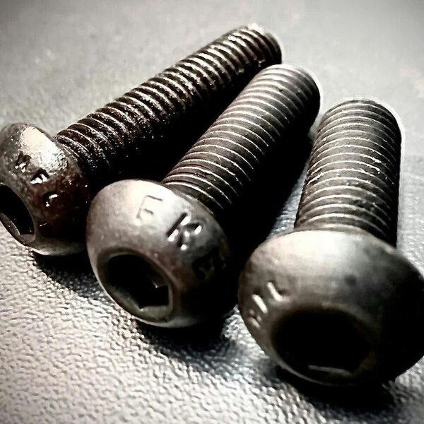 Fixaball M2.5 Socket Screw Button High Tensile 10.9 Self-Colour DIN9427