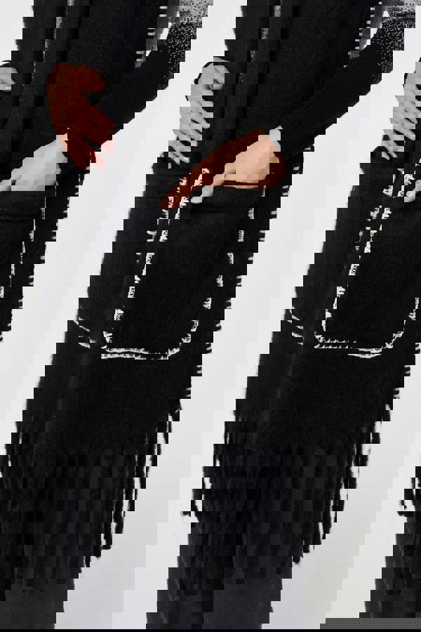 Black | Fringed Contrast Stitch Oversized Scarf
