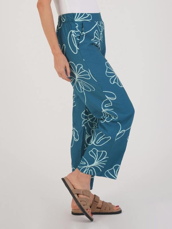 VIZ-A-VIZ Floral Print Trousers