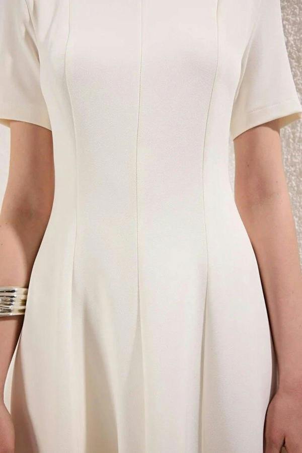 Round Neck Short Sleeve Fit and Flare Midi Dress