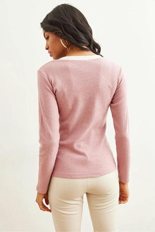 Hoxton Gal Neck-Detail Brushed Stretch Blouse