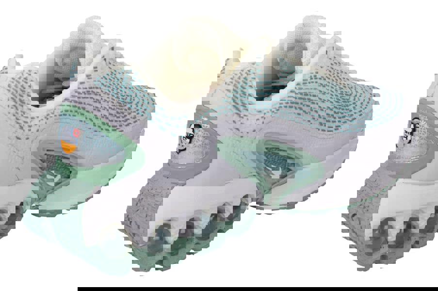 Nike Air Max Dn GS Trainers Ih7672  001 - Soft Pearl 001 - Photo 2