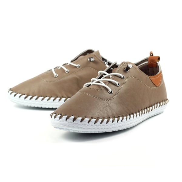 Lunar Women's St Ives Leather Plimsolls - Taupe