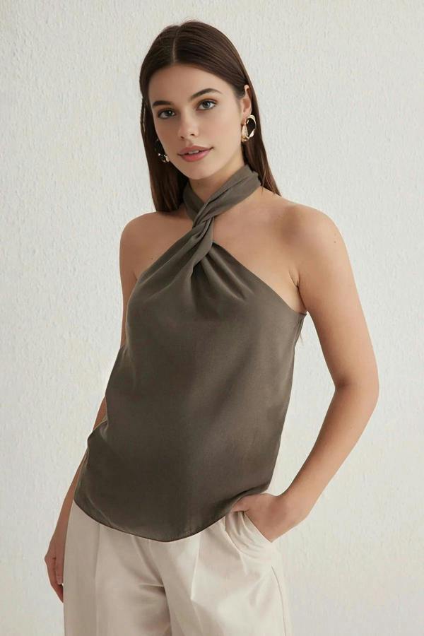 WOVCOR Halter Neck Knotted Woven Blouse