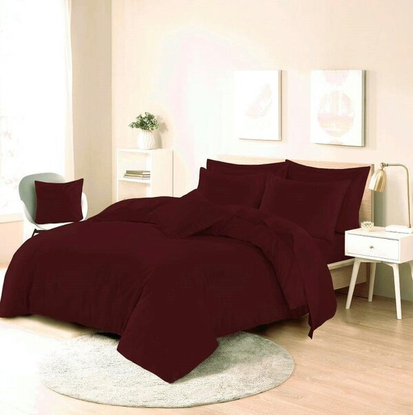 Night Zone Polycotton Duvet Cover Set – Plain Dyed Easy Care Bedding with Pillowcases - Wine