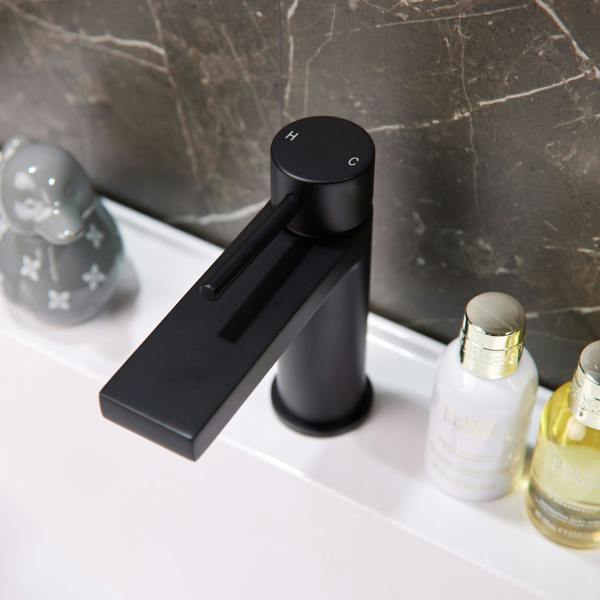 Flode Eslov | Mono Basin Mixer Tap | Matt Black