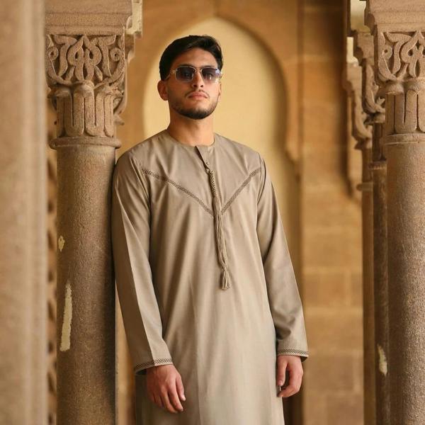 HM10 - Men's Emirati Omani Zipped Embroidery Thobe - Beige - Thobez - 9