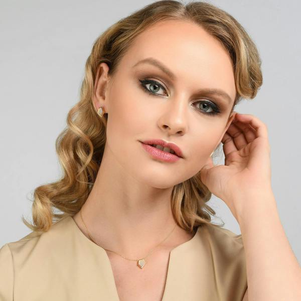 Mother of Pearl Gold Pendant Necklace for Women - namana.london