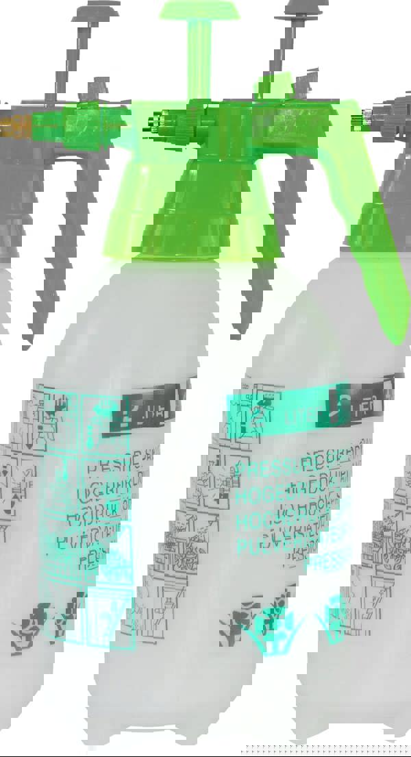 St Helens Pump Action Sprayer 2 Litre