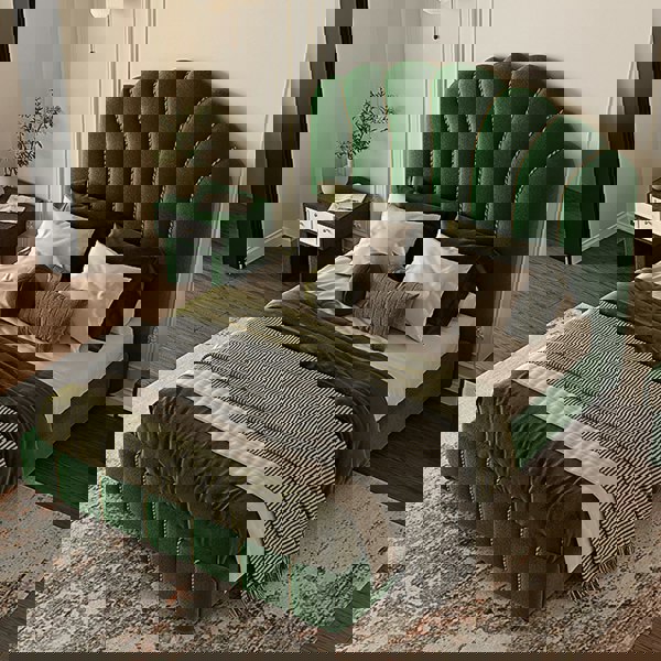 Leocadia King Size Bed, Super King Size Bed, Velvet-Rit Concept-Rit Concept